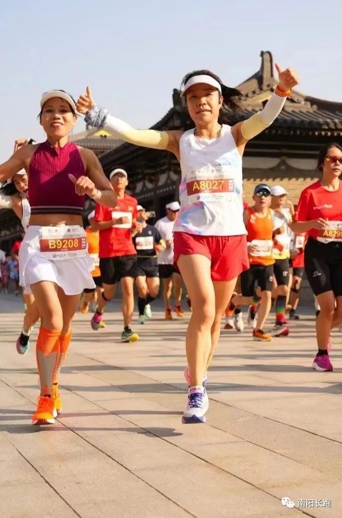 -包含精彩比赛高潮迭起，燃情征程继续征战的词条