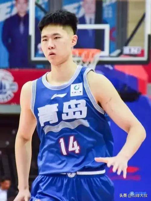 开云体育官网-亚洲篮球名将各显神通，比赛过程多元亮点